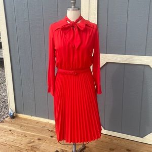 Orange red 1970s dress size m